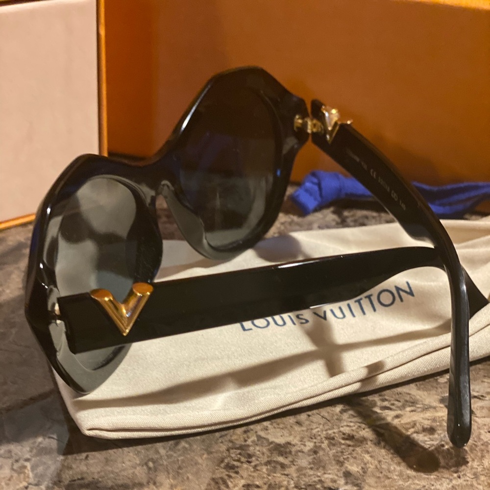 Louis Vuitton women’s sunglasses